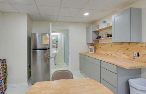 Walk to Harbor Pet-Friendly Apt in Sorrento! - Foto 10