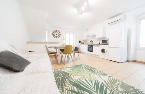 Ravissant Triplex et Duplex au Centre de Pont St Esprit - Foto 6