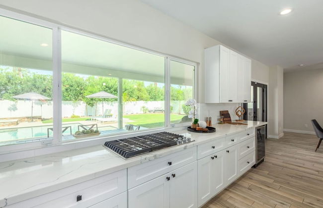 Modern Arcadia Estate Htd Pool Bikes Chef Kitchen - Foto 9