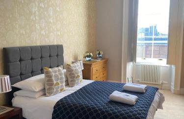 Beautiful & bright 2 bed flat Murrayfield - Foto 7