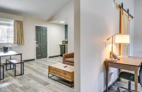 Walk to Shopping and Dining Port Huron Studio - Foto 13