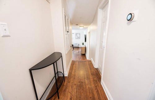 Modern Stay on Green Valley - 2.5 Mi to Downtown - Foto 3