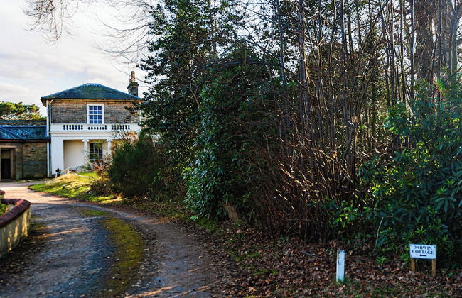 East Wing Apartment - Foto 39