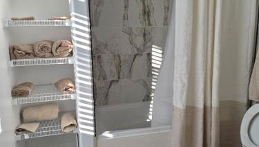 New house & furniture, calm neighborhood - Foto 2