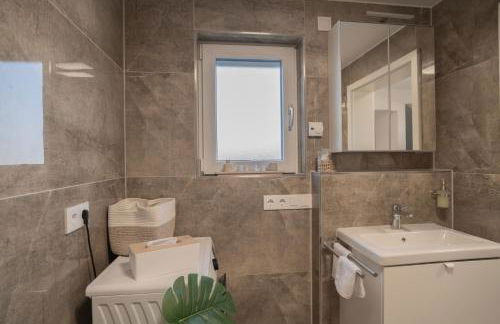 FEEL GOOD HOMES Ruhig-Klimaanlage-WLAN-Regendusche - Foto 49