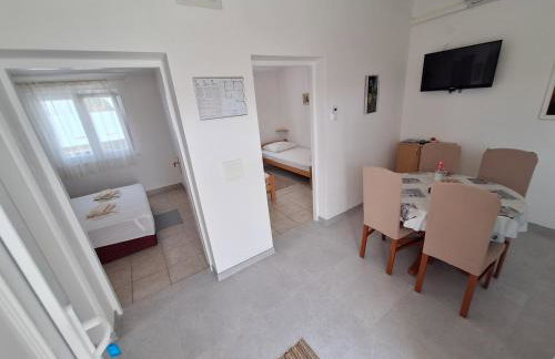 Sunny Bi-Pi Apartment - Photo 42