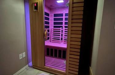 *NEW* Beautiful 3 floor Townhome with Sauna - Foto 31