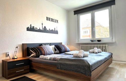 "IDEAL42" - Berlin für Zwei - citynah, verkehrsgünstig, Supermarkt, flexibler Check-In - Foto 8