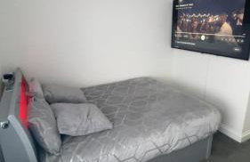 Modern East London Flat Smart TV & Quiet - Foto 18