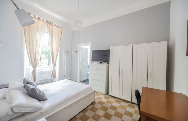 Lovely And New Apartment Near Termini Station - Photo 4