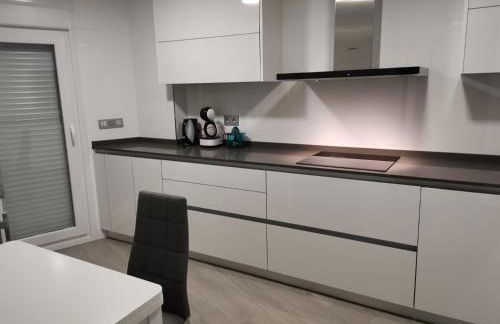 Atico Gran Boulevard de Albacete - A 5 minutos de la Feria - Foto 12