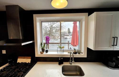 Cozy Cabin on the Lake w/ HotTub - Foto 19