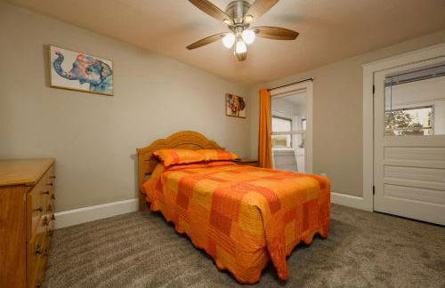 Promise Land Manor Historic home lake access, near parks and venues - Foto 32