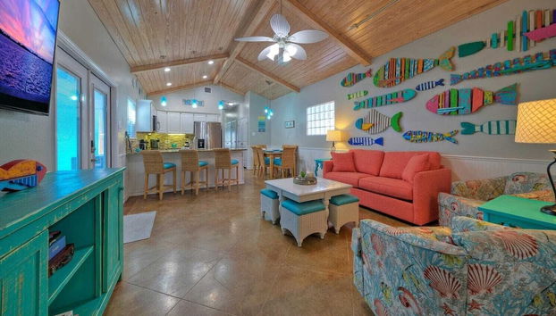 Coastal Vibe by Avantstay Sunset at the Pool and Playscape - Foto 4, Interior