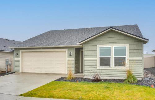 Walk to The Plains Golf Course Getaway in Cheney! - Foto 26