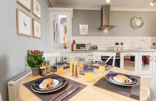 The Tack Room - Photo 11