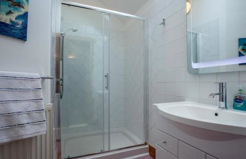 Tuckenhay, Edgecombe Barn- Hfu - Photo 32