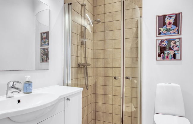 "Eileen" - 300m from the sea - Photo 19