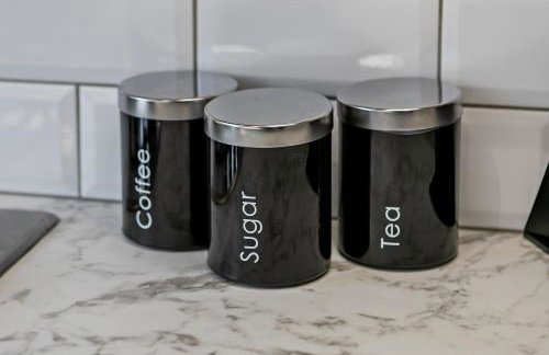 Supreme Luxury Apartment-Close to Airport-Free Parking - Foto 24