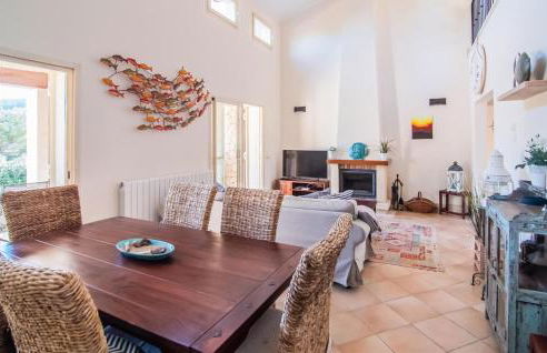 Lovely Home In Mallorca With Wifi - Photo 5