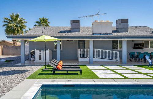 Backyard Oasis Heated Pool Game Room Gazebo - Foto 63