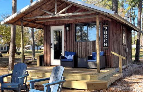 Gorgeous Cabin with Beautiful Views of Toledo Bend Lake for a Relaxing Couples Getaway in Hemphill, Texas - Foto 12