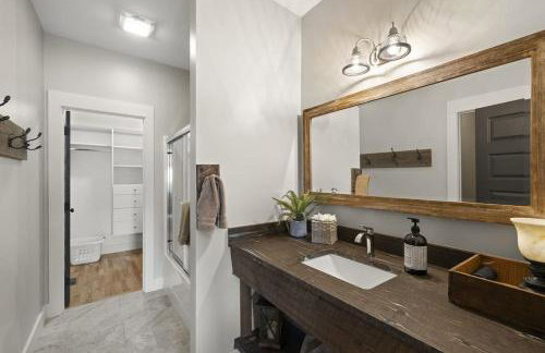 Swannanoa Serenity River Motif, Spa & Game Room - Foto 55