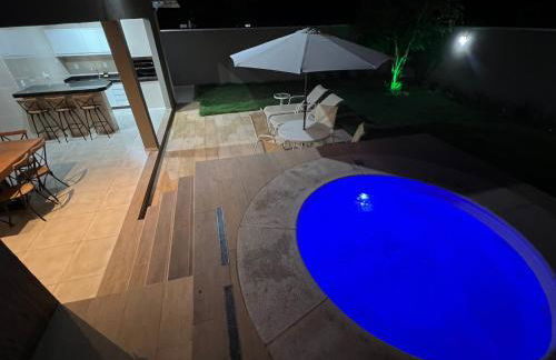 Casa Flora - Jacuzzi exclusiva e conforto absoluto a 10 quadras da praça central - Foto 10