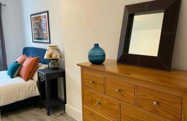 Stunning and Spacious 2bed flat in central Woking - Foto 7