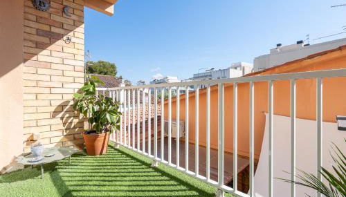 Hauzify I Apartament Zulú Cubelles - Foto 4