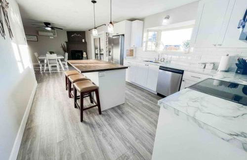 PET FRIENDLY/PING PONG/GAME ROOM!FAMILY GATHERING - Foto 23