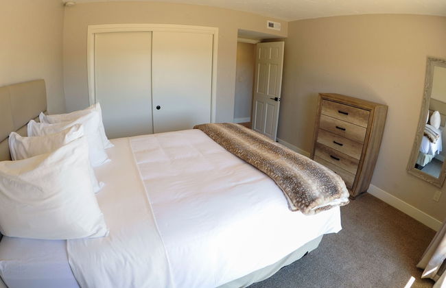 Royal Gorge Cabins - Photo 20