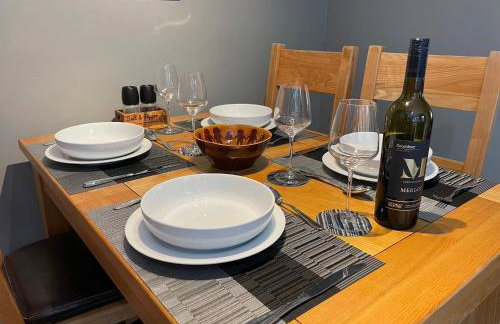 Muddy Paws Cottages - The Nook - Photo 58