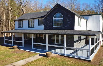 Catskills Escape Hot Tub Massage Chairs & Games - Foto 35