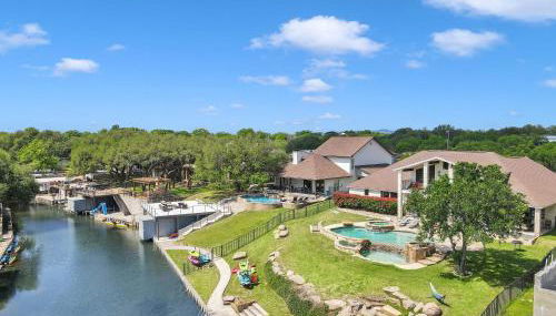 Waterfront House on Lake LBJ Cove and Concierge Services - Foto 3