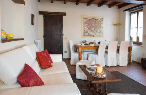 Sunny holiday home with swimming pool - Photo 9