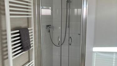 Refugium 1 - Foto 3, Shower