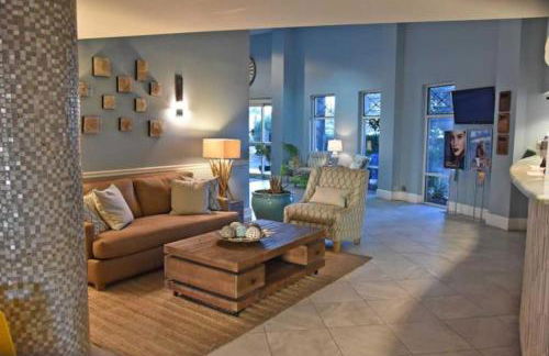 Pelican Beach Resort-Walkout Unit-On the Beach - Foto 22