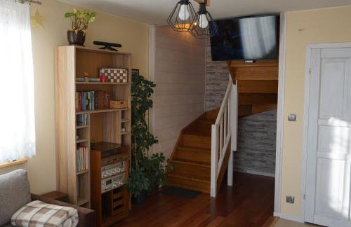 Uroczy Domek z Kominkiem - Foto 11