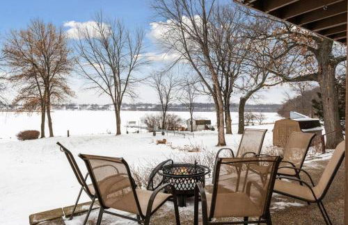 Lake Cabin; Renovated, Flat Lot, Dock, Sandy Beach, Many Games and Lake Toys! - Foto 55