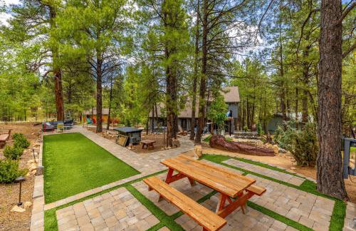 Big R Lodge Hot Tub Arcades Large Deck Retreat Near Flagstaff Attractions - Foto 61