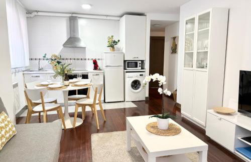 Castro Holidays - Céntrico Piscina Urbanización Garaje Gratis - Foto 21