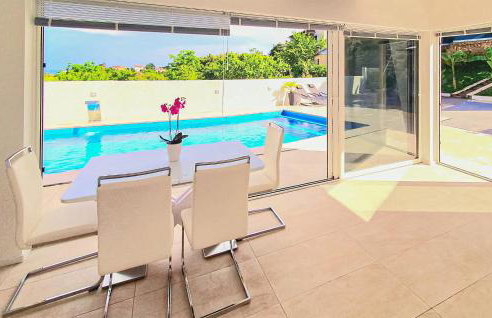 Villa With Swimming Pool - Foto 27