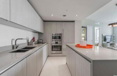 Beachfront Condo with Mesmerizing Views - Foto 50