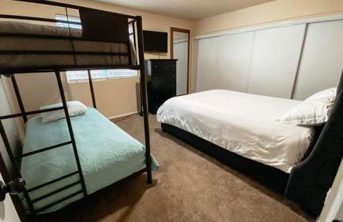 Coastal Retreat - Just Steps to the Beach - Foto 18