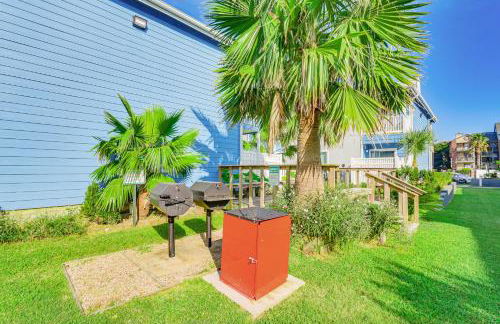 Bay View, Pool Access Romantic Galveston Retreat! - Foto 28