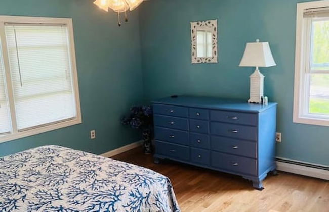 Hadley Amherst Location Explore the Valley Colleges - Foto 10