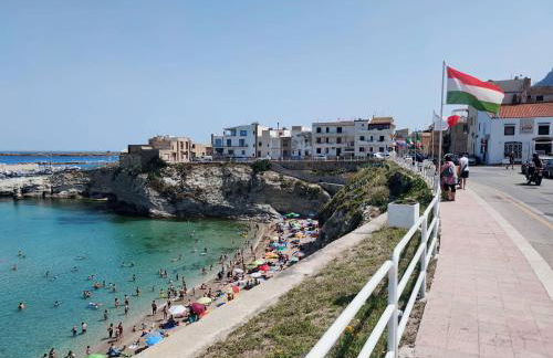 JEY STUDIO_INDEPENDENT SEAFRONT APARTMENT - Foto 18