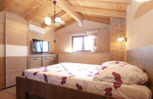 House Jasici 2014 - Foto 23