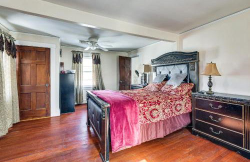 Walk to DW Field Park! Spacious Home with Deck - Foto 15